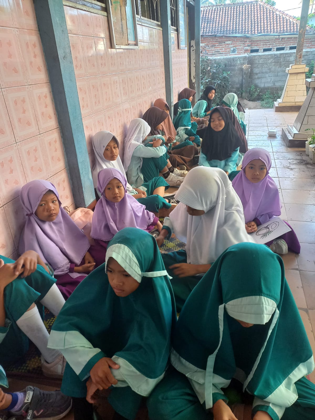 Pembinaan IMTAQ rutin di setiap Jumat pagi