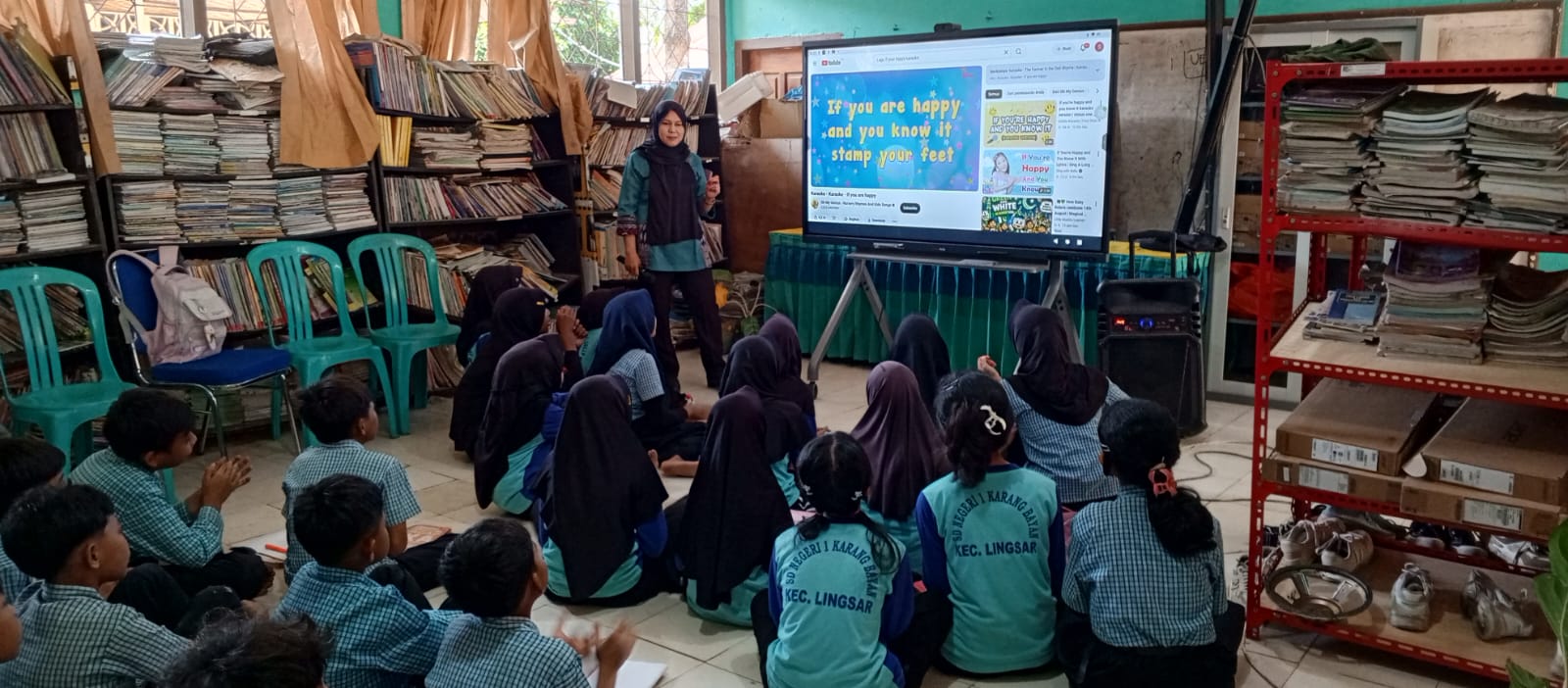 Pembelajaran Bahasa Inggris berbasis lagu untuk peserta didik Fase C di SDN 1 Karang Bayan